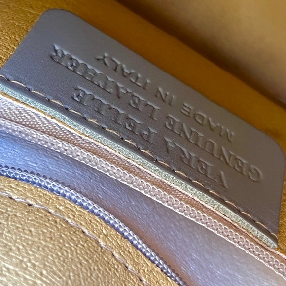 Vera Pelle studded Handbag - Picture 7 of 7